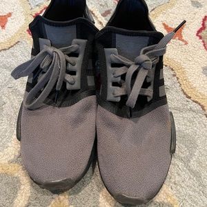 Adidas Men’s Athletic Shoes Grey. Size 10.5.